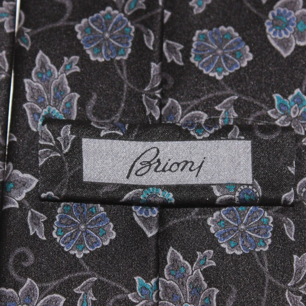 Brioni NWOT Neck Tie in Black with Gray & Blue Floral Print 100% Silk